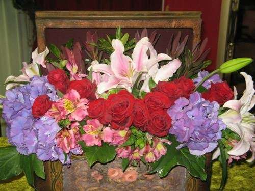 Royalty Flowers by Adams Apple Florist | 2408 Hollister Terrace, Glendale, CA 91206, USA | Phone: (818) 762-1138