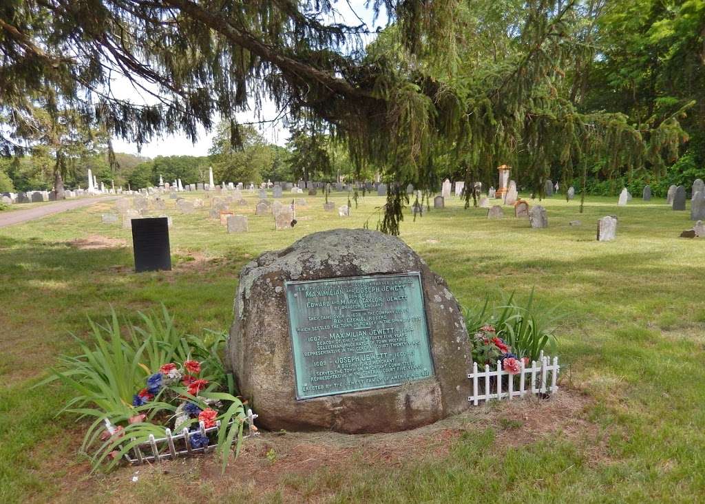 Rowley Burial Ground | 133 Main St, Rowley, MA 01969, USA