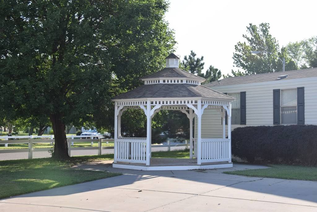 Chisholm Creek Manufactured Home Community | 501 E 63rd St N, Park City, KS 67219, USA | Phone: (316) 744-3703