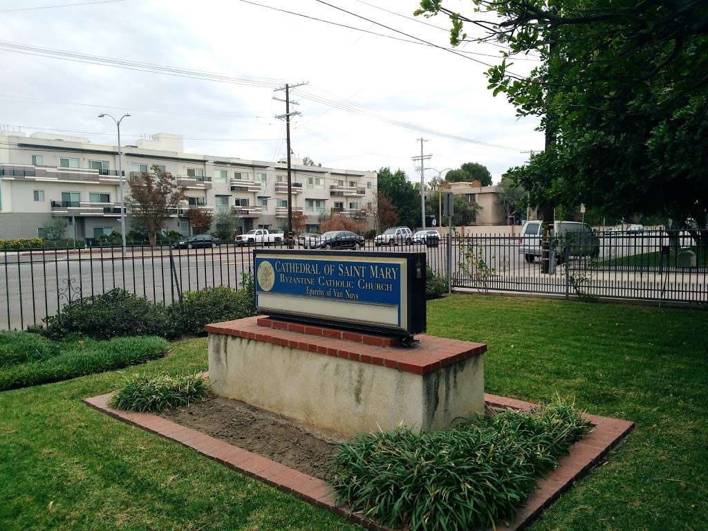 Byzantine Catholic Proto-Cathedral of Saint Mary (+ Romanian Chu | 5329 Sepulveda Blvd, Sherman Oaks, CA 91411, USA | Phone: (818) 907-5511