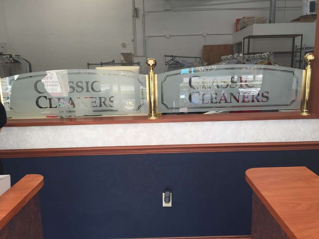Classic Cleaners | 11202 Fall Creek Rd, Indianapolis, IN 46256, USA | Phone: (317) 842-5244
