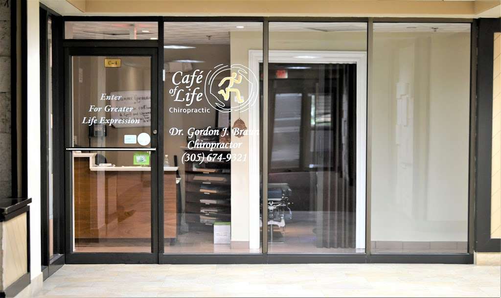 Cafe of Life Chiropractic | 2555 Collins Ave, Miami Beach, FL 33140, USA | Phone: (305) 674-9321