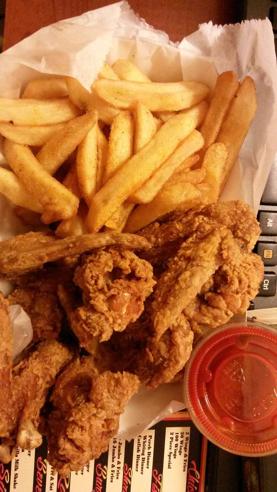 Papa Bears Chicken | 1938 E 46th St, Indianapolis, IN 46205 | Phone: (317) 253-2697