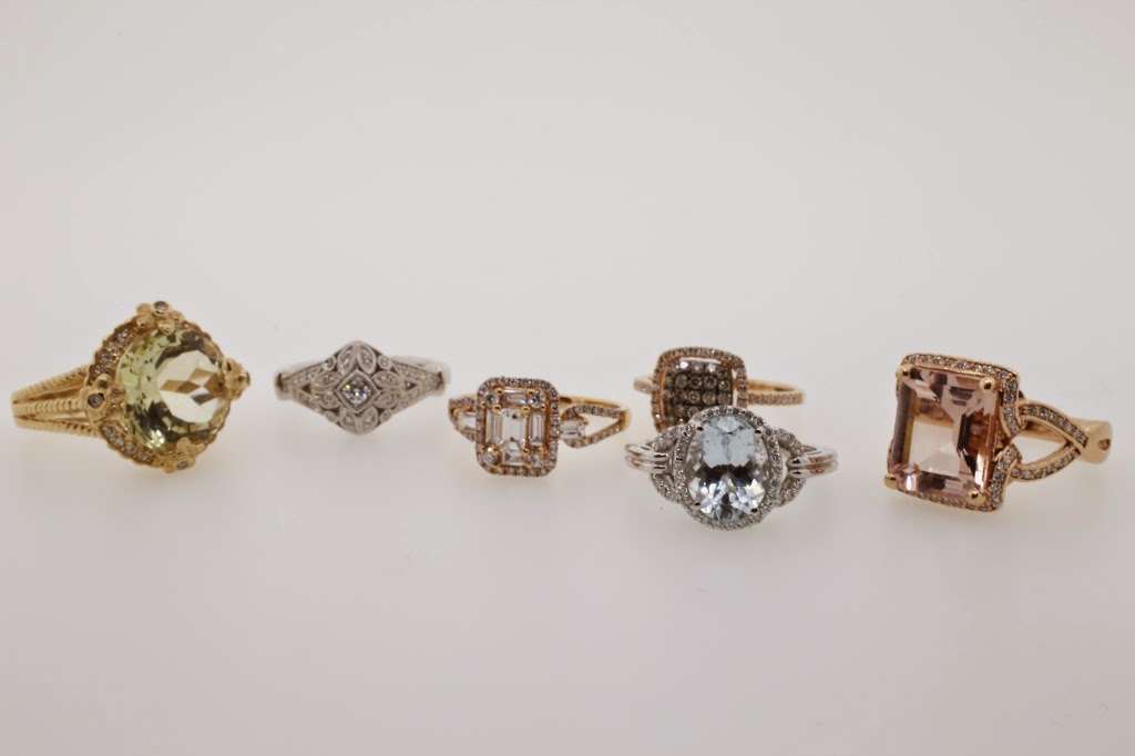 Buntys Jewelry - Long Island Jewelry Store | 120 Commack Rd, Commack, NY 11725, USA | Phone: (631) 462-6145