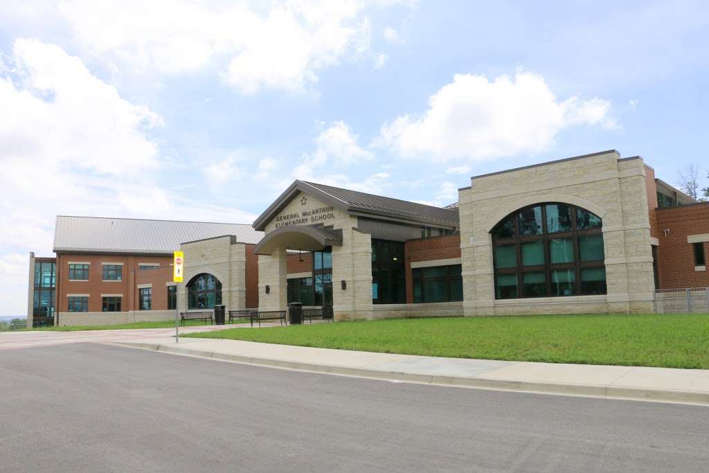 MacArthur Elementary School | 1 MacArthur Circle, Fort Leavenworth, KS, 66027, Fort Leavenworth, KS 66027, USA | Phone: (913) 651-6517