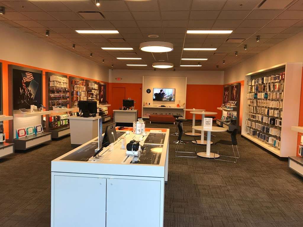 AT&T Store | 980 Milwaukee Ave Suite 600, Burlington, WI 53105, USA | Phone: (262) 763-3500