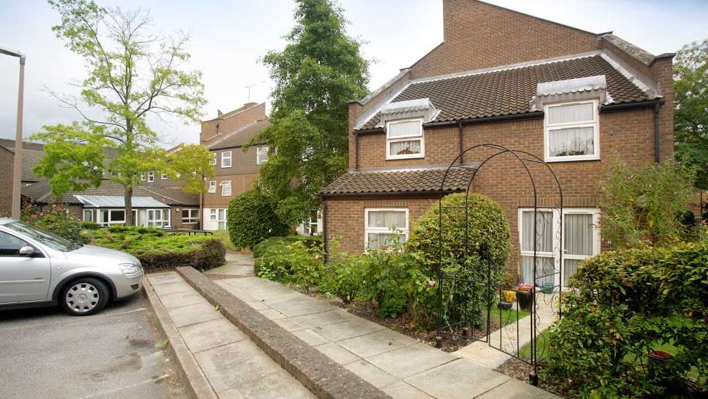 Anchor - Stavely Court | Hermon Hill, Wanstead, London E11 2BD, UK | Phone: 0808 102 4138
