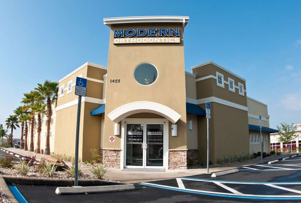 Modern Orthodontics | 65 Old Airport Rd b, Bushnell, FL 33513, USA | Phone: (352) 569-4900