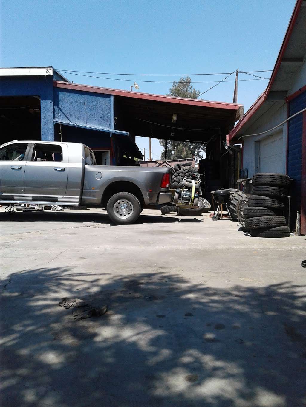 Herreras Tires Shop | 24450 CA-74, Perris, CA 92570, USA | Phone: (951) 907-5647