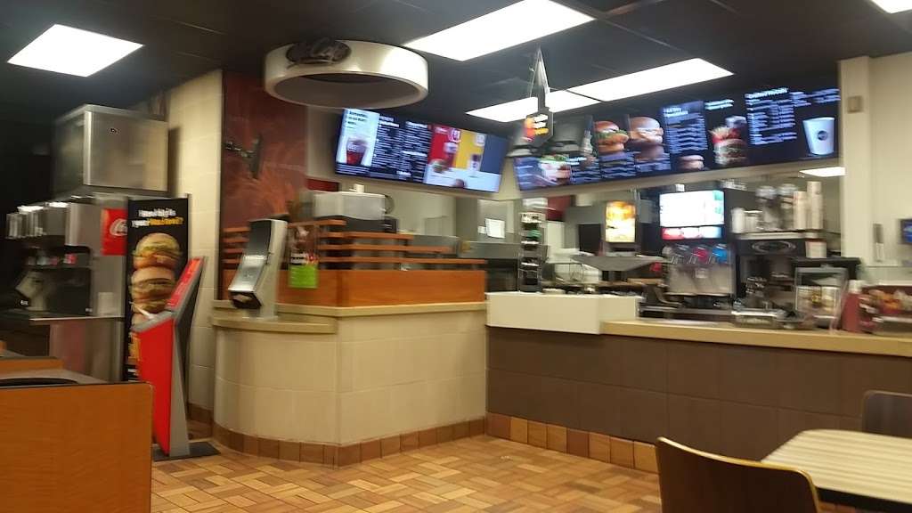 McDonalds | 1409 W Amity St, Louisburg, KS 66053, USA | Phone: (913) 837-3519