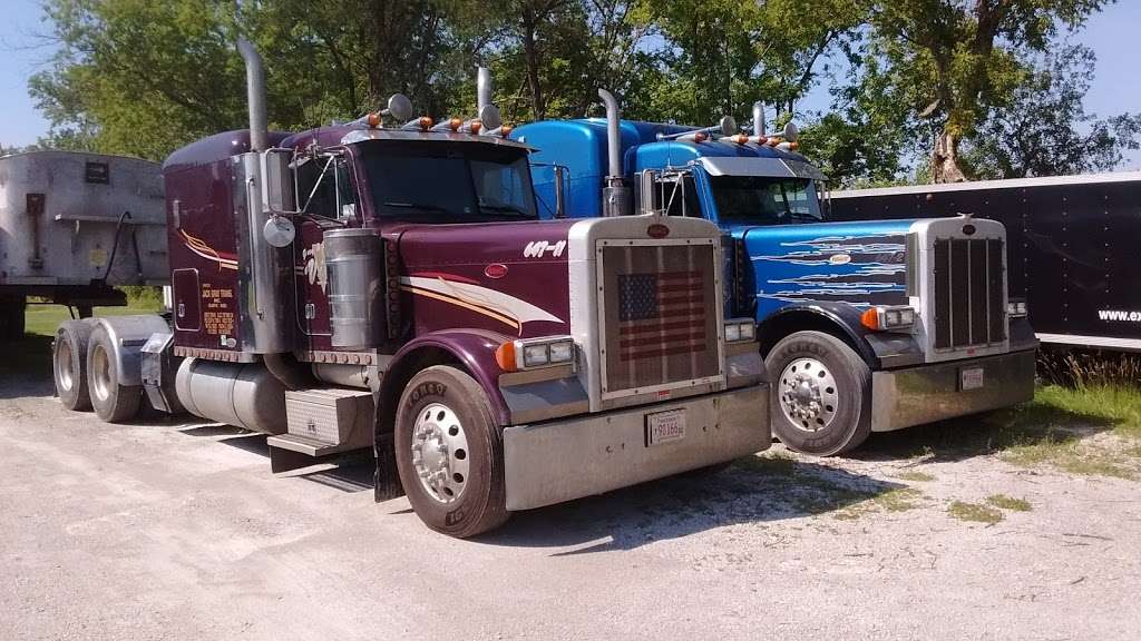 Vick Trucking LLC | W357s8835 Godfrey Ln, Eagle, WI 53119, USA | Phone: (262) 594-2587