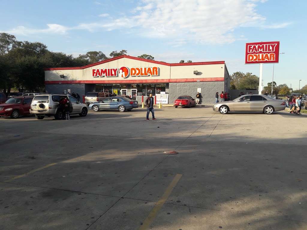 Family Dollar | 9605 Irvington Blvd, Houston, TX 77076, USA | Phone: (713) 694-6936