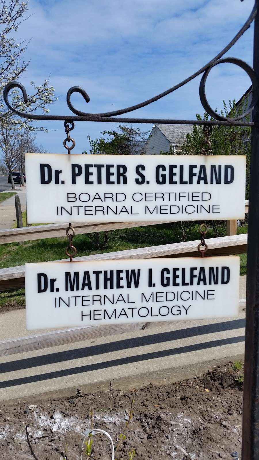 Gelfand Peter DO | 718 E Park Ave, Long Beach, NY 11561, USA | Phone: (516) 432-0203