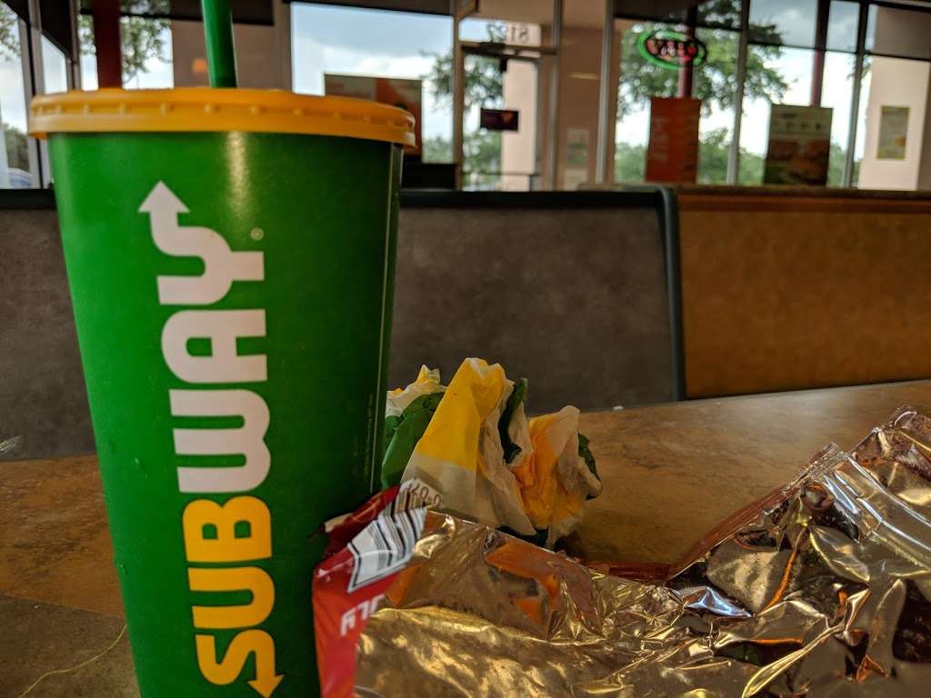 Subway Restaurants | Regency Village, 8127 Vineland Ave Suite 8127, Orlando, FL 32821 | Phone: (407) 239-1296