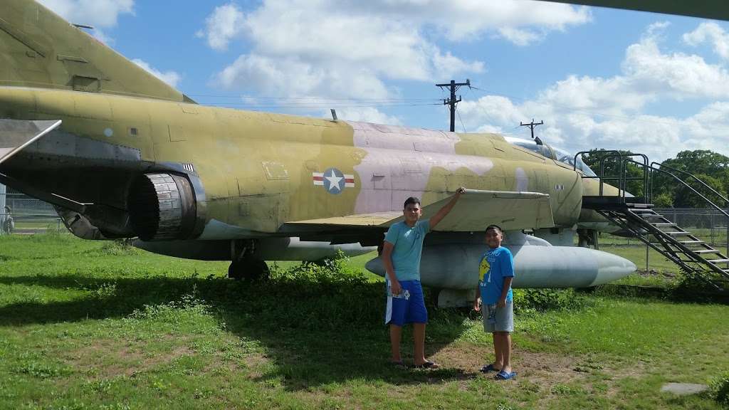 Texas Air Museum-Stinson | 1234 99th St, San Antonio, TX 78214, USA | Phone: (210) 977-9885