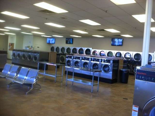 Laundromat | ***LAST LOAD 9:30 P.M***, 2509 E. 65th St., Indianapolis, IN 46220, USA | Phone: (317) 222-6483