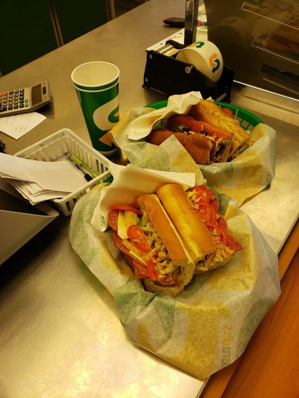 Subway | 5035 S Kay Bee Dr, Gas City, IN 46933, USA | Phone: (765) 998-0252