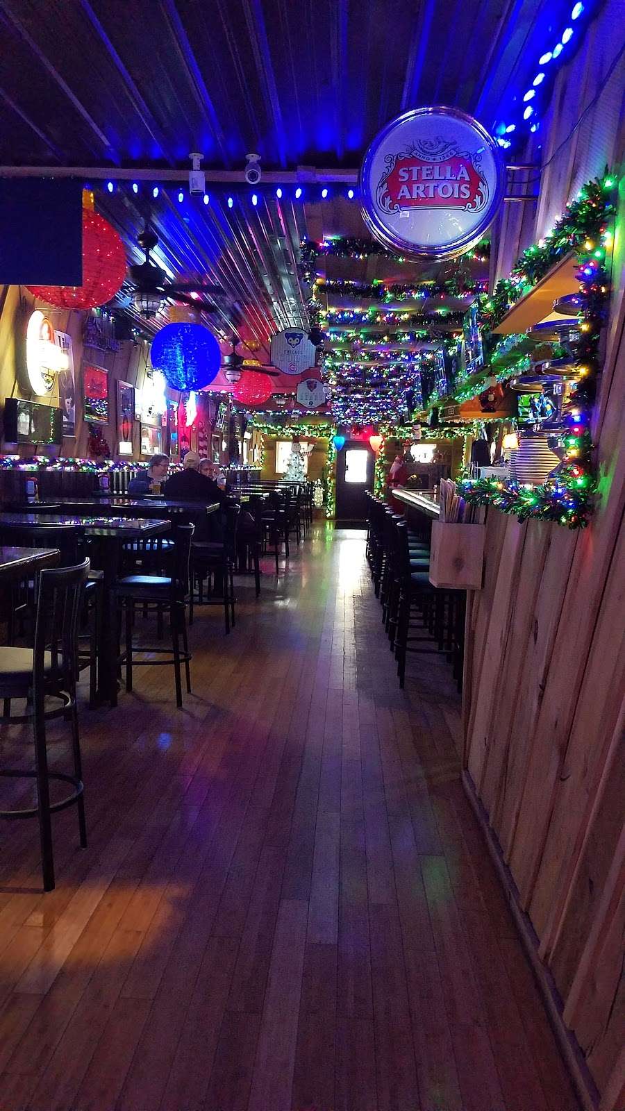 Longshots Bar and Grill | 117 E Michigan St, New Carlisle, IN 46552 | Phone: (574) 988-0176