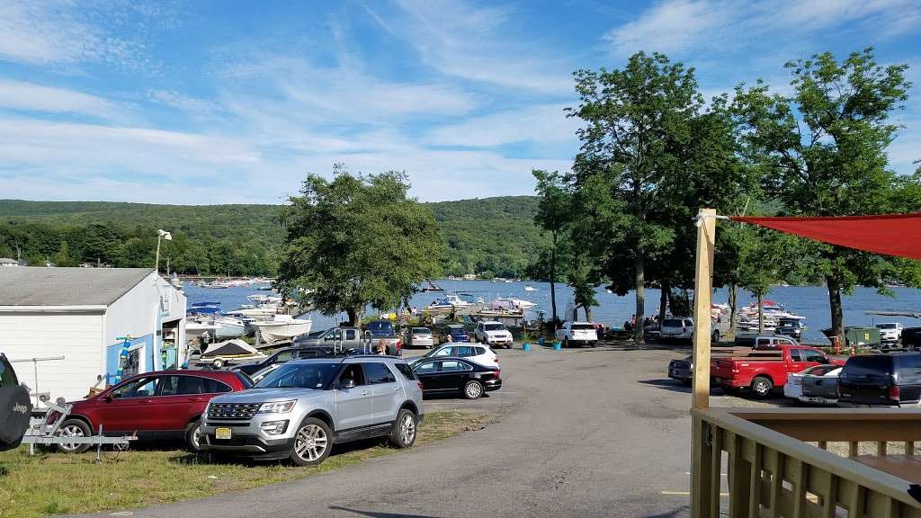 Willow Point Marina | 622 Jersey Ave, Greenwood Lake, NY 10925, USA | Phone: (845) 477-8063