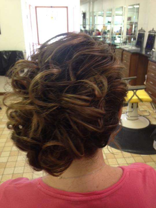 Absolute Shear Magic Styling Salon | 2605 S Cleveland Ave, St Joseph, MI 49085, USA | Phone: (269) 429-3144