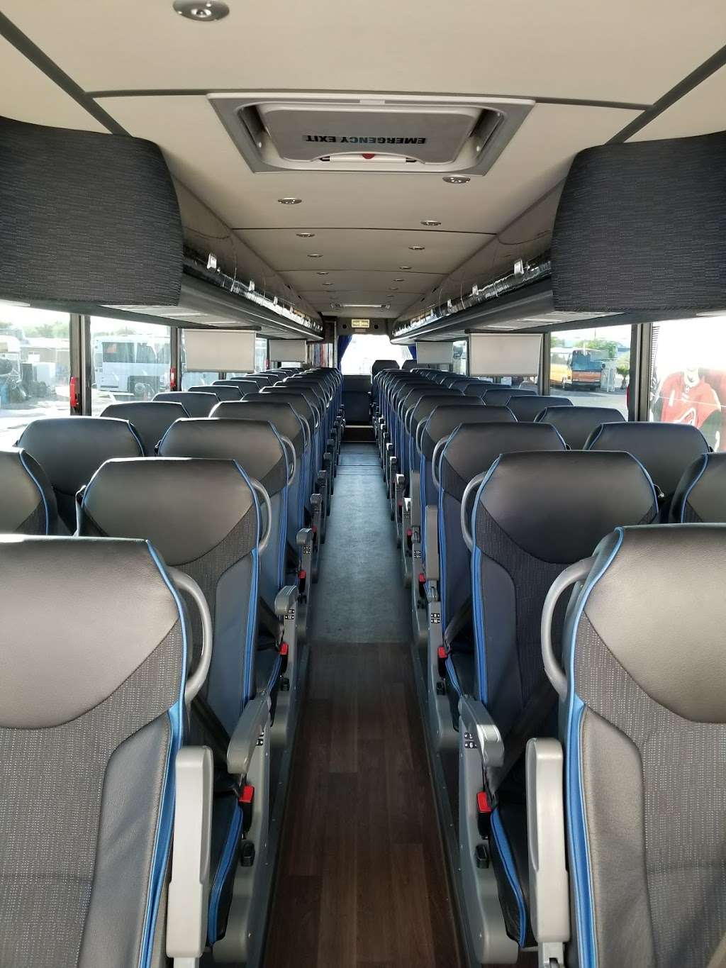 American Explorer Motorcoach | 1701 E Elwood St, Phoenix, AZ 85040 | Phone: (480) 558-0606