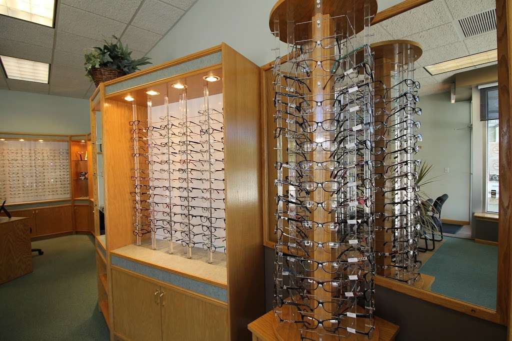 Bensenville Eye Care | 117 Main St, Bensenville, IL 60106 | Phone: (630) 860-5066