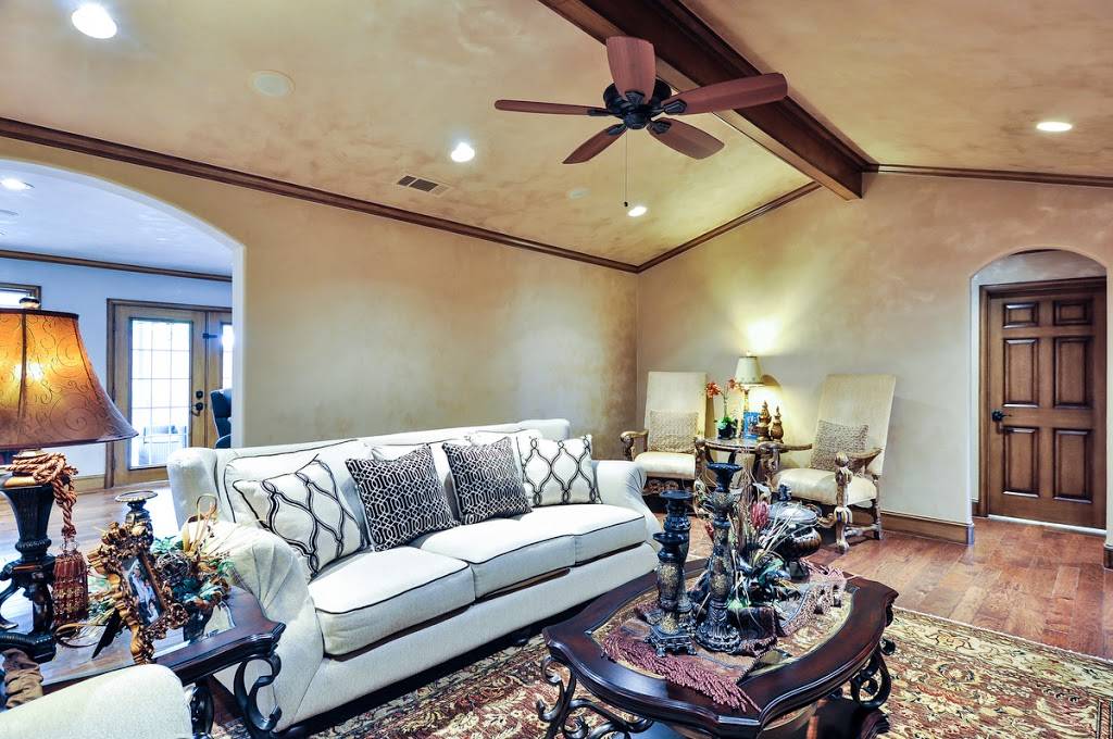 Renaissance Painting | 5209 Englenook Ct, Plano, TX 75023, USA | Phone: (972) 712-6567