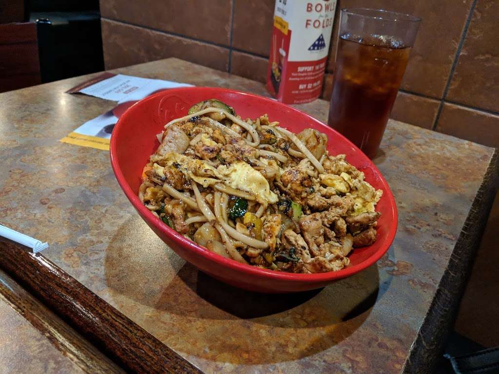 Genghis Grill | 7001 Manchester Blvd, Alexandria, VA 22310, USA | Phone: (703) 313-4781