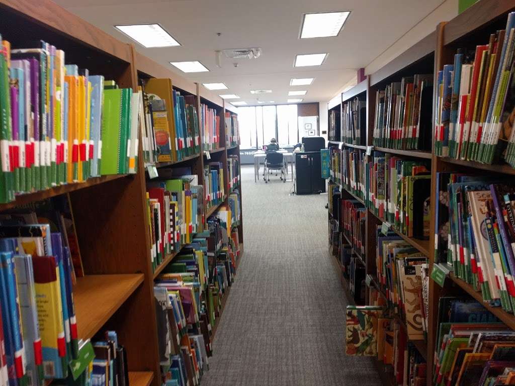 Frankfort Public Library District | 21119 S Pfeiffer Rd, Frankfort, IL 60423 | Phone: (815) 469-2423