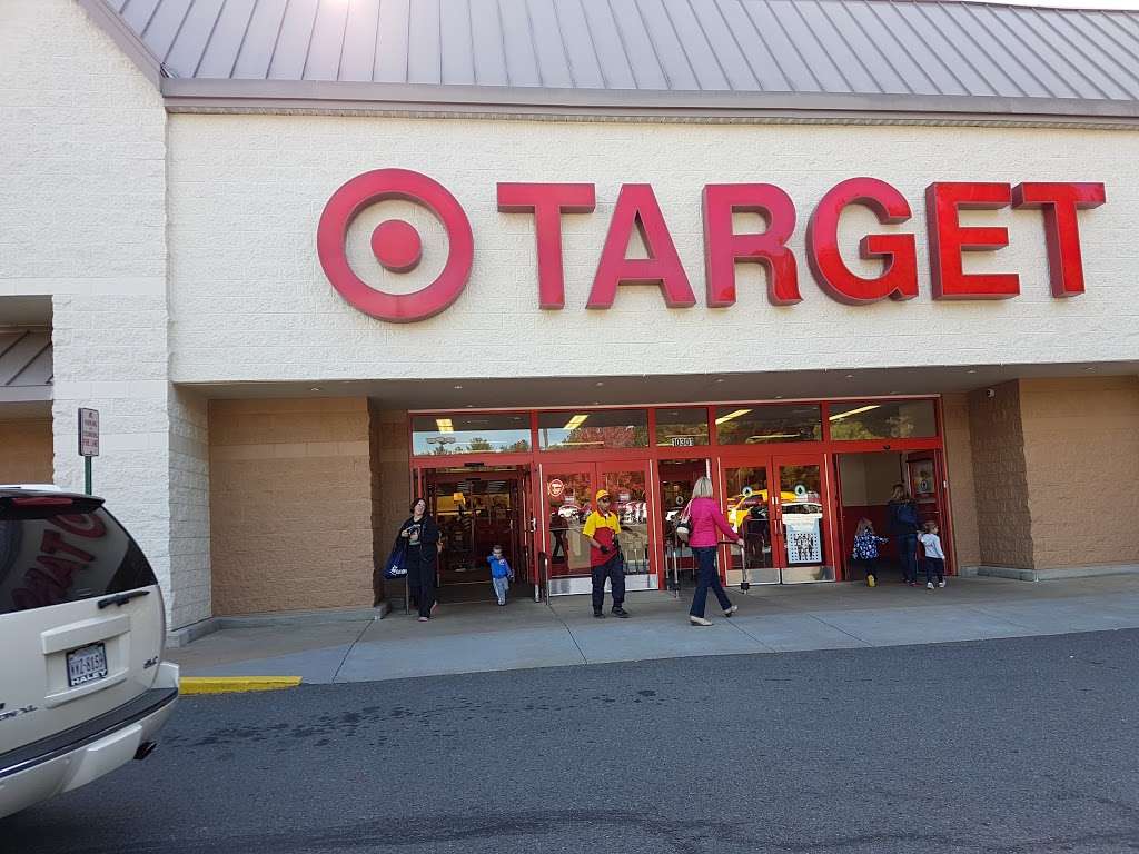 Target | 10301 New Guinea Rd, Fairfax, VA 22032, USA | Phone: (703) 764-5100