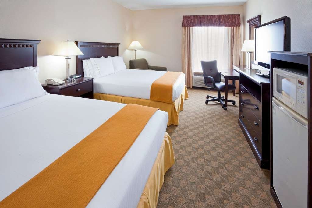 Holiday Inn Express & Suites Carneys Point - Pennsville | 506 S Pennsville Auburn Rd, Carneys Point Township, NJ 08069 | Phone: (856) 351-9222