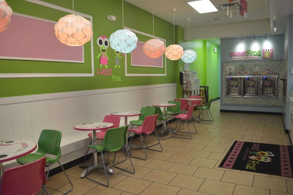 Sweet Frog | 22855 Brambleton Plaza #106, Brambleton, VA 20148, USA | Phone: (703) 327-3111