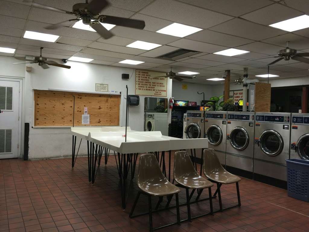 Handy Coin Laundry LLC | 7000 Eastwood Trafficway, Kansas City, MO 64129, USA | Phone: (816) 924-3235