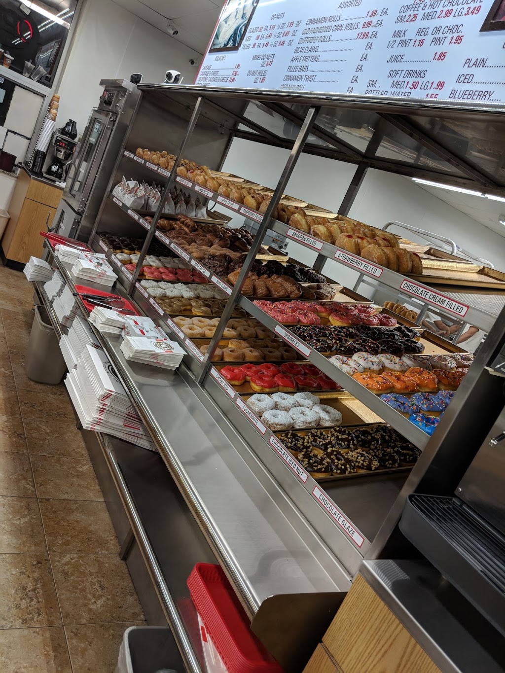 Shipley Do-Nuts | 7930 N Hwy 146, Baytown, TX 77523, USA | Phone: (281) 573-3800