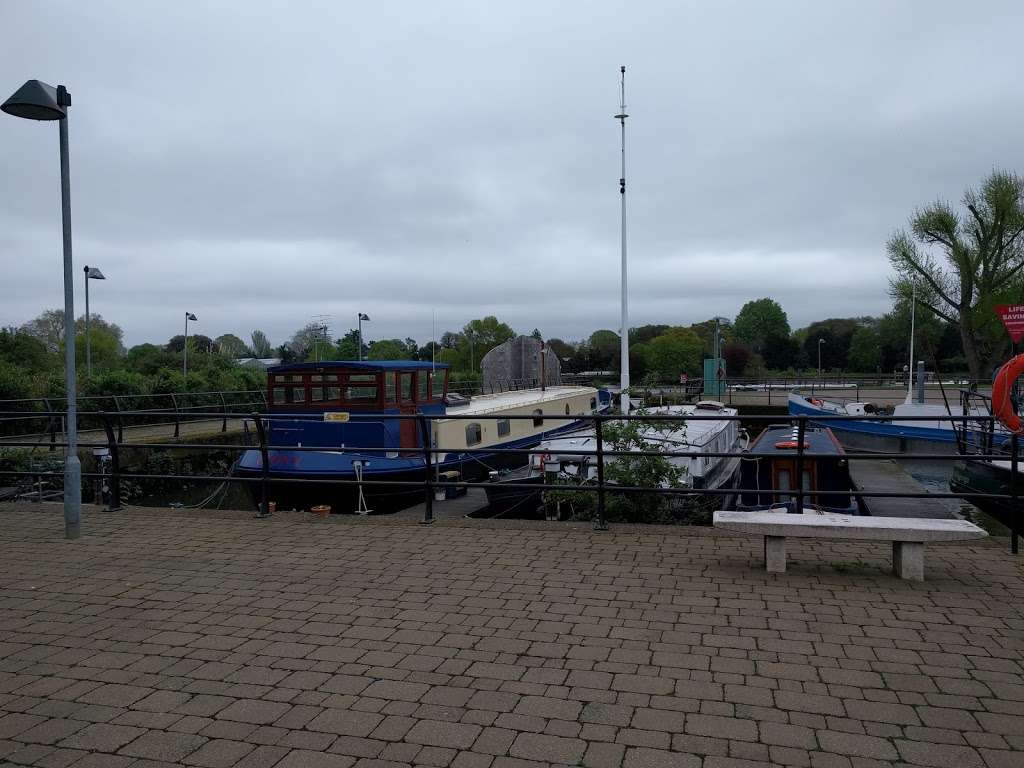 Soaphouse Creek Moorings | Brentford TW8 0AW, UK