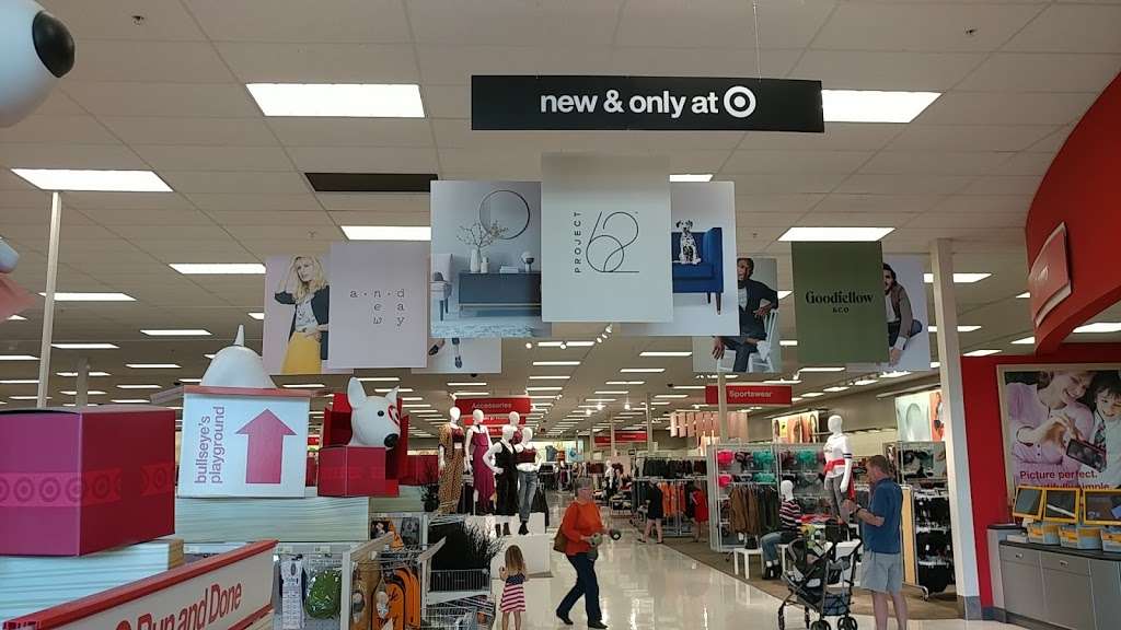 Target | 600 Hatton Dr, Glen Mills, PA 19342, USA | Phone: (610) 808-9054