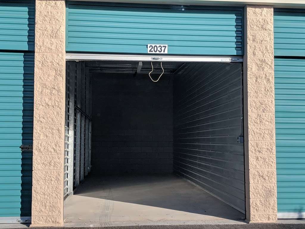 Dollar Self Storage | 455 W Centennial Pkwy, North Las Vegas, NV 89084, USA | Phone: (702) 399-0095