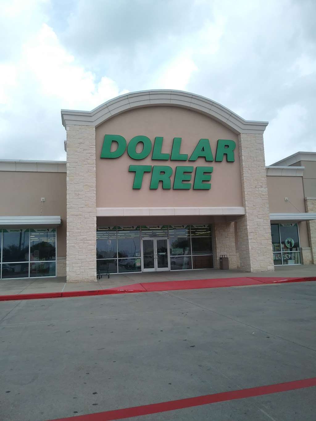 Dollar Tree | 24984 Commercial Dr, Rosenberg, TX 77471, USA | Phone: (281) 202-0355