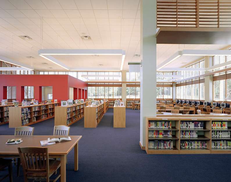 Roger Ludlowe Middle School | 689 Unquowa Rd, Fairfield, CT 06824, USA | Phone: (203) 255-8345