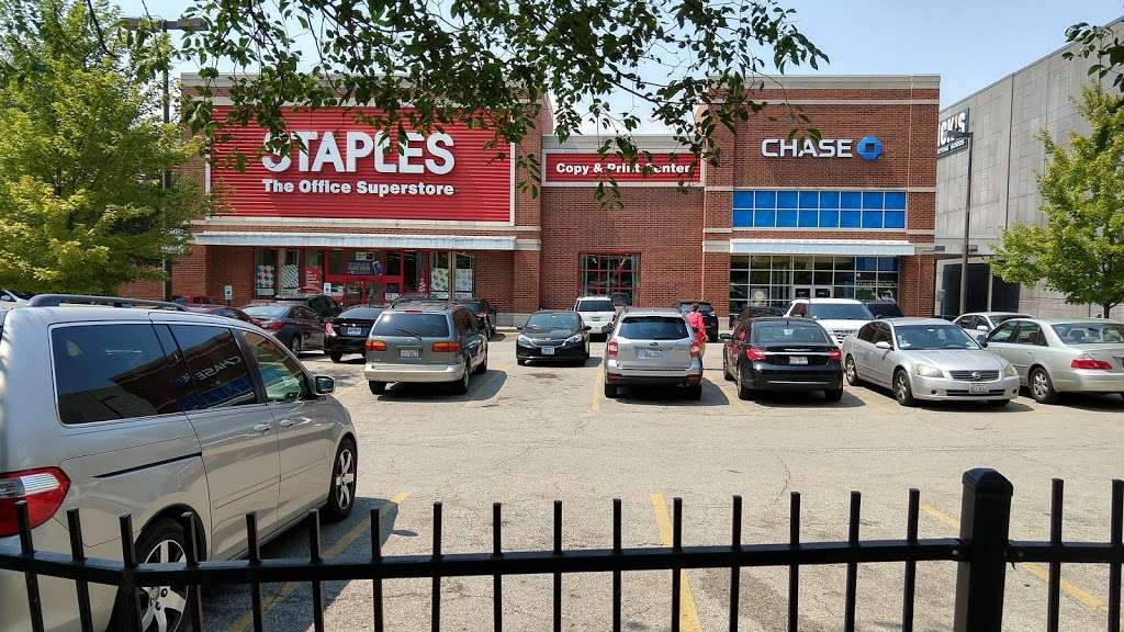 Staples | 1130 S Canal St, Chicago, IL 60607, USA | Phone: (312) 588-0924
