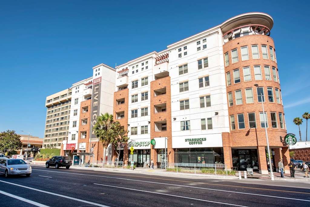 Icon Plaza Apartments | 3584 S Figueroa St, Los Angeles, CA 90007 | Phone: (213) 747-4266