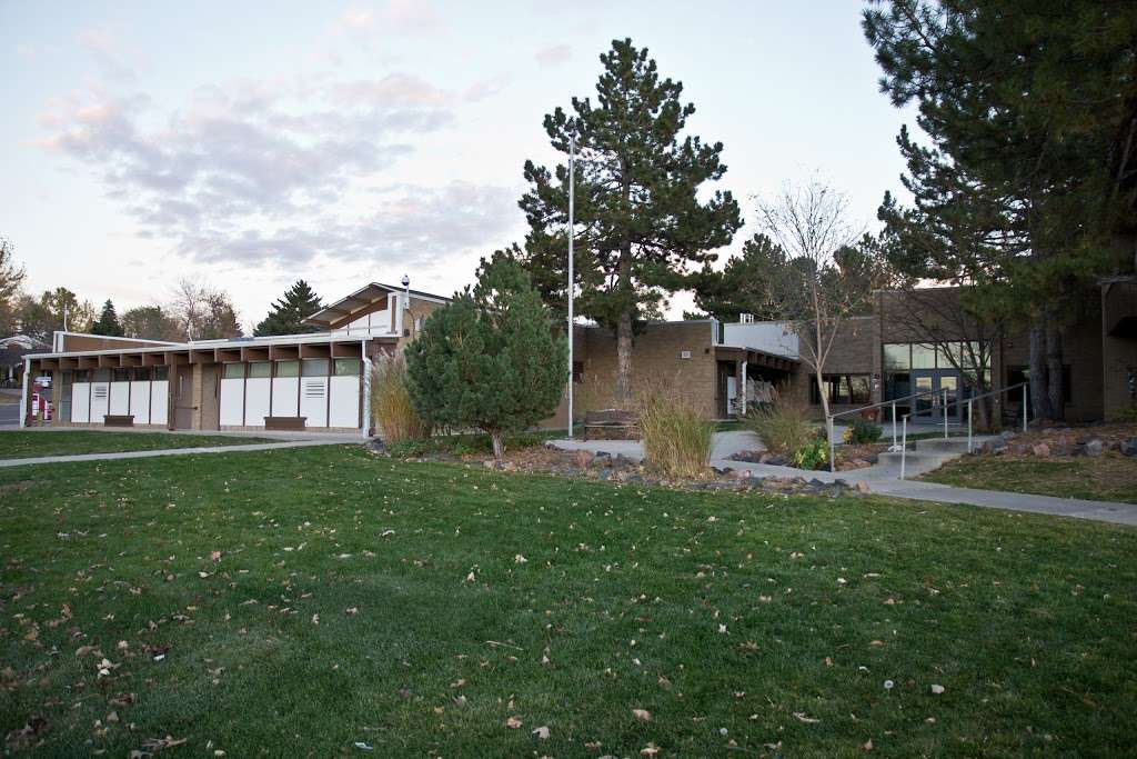 Sandburg Elementary School | 6900 S Elizabeth St, Centennial, CO 80122, USA | Phone: (303) 347-4675