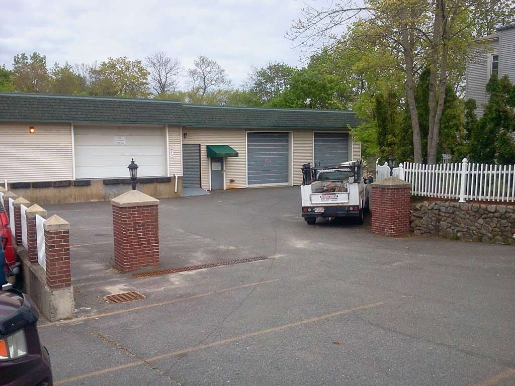 222 CENTRAL STORAGE | 222 Central St, Saugus, MA 01906, USA | Phone: (781) 231-5990