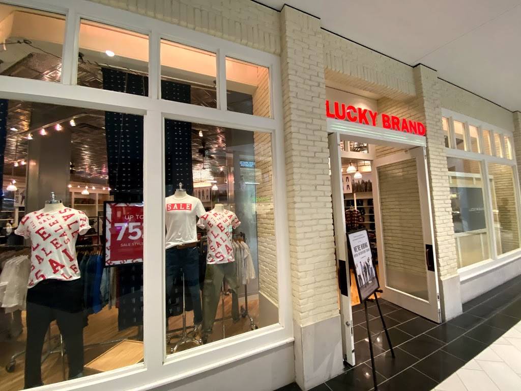 Lucky Brand | 2901 Capitol of Texas HWY Space H12A, Austin, TX 78746, USA | Phone: (512) 329-0455