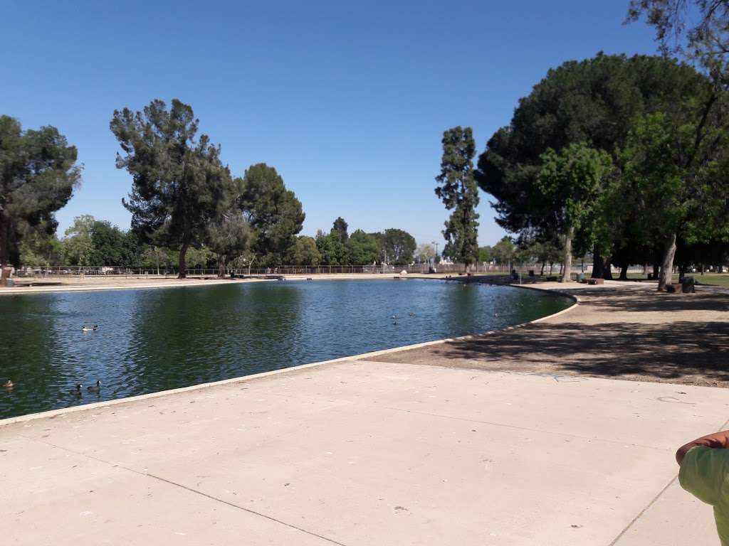 Reseda Park Lake | Park Lake, Reseda, CA 91335