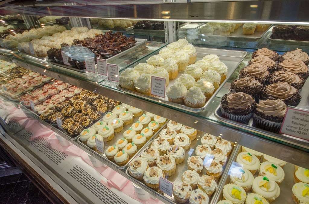 Luscious & Sweet Gourmet Bakery | 319 S Pitney Rd, Galloway, NJ 08205, USA | Phone: (609) 748-4142