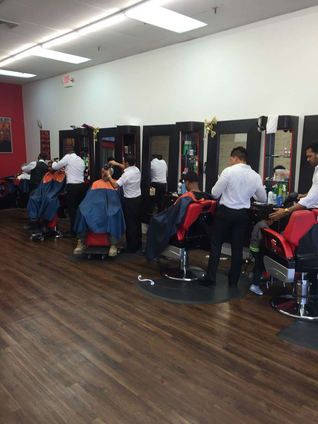 Georgeys Barber Shop | 31 Wall Street, Norwalk, CT 06850 | Phone: (203) 939-1344