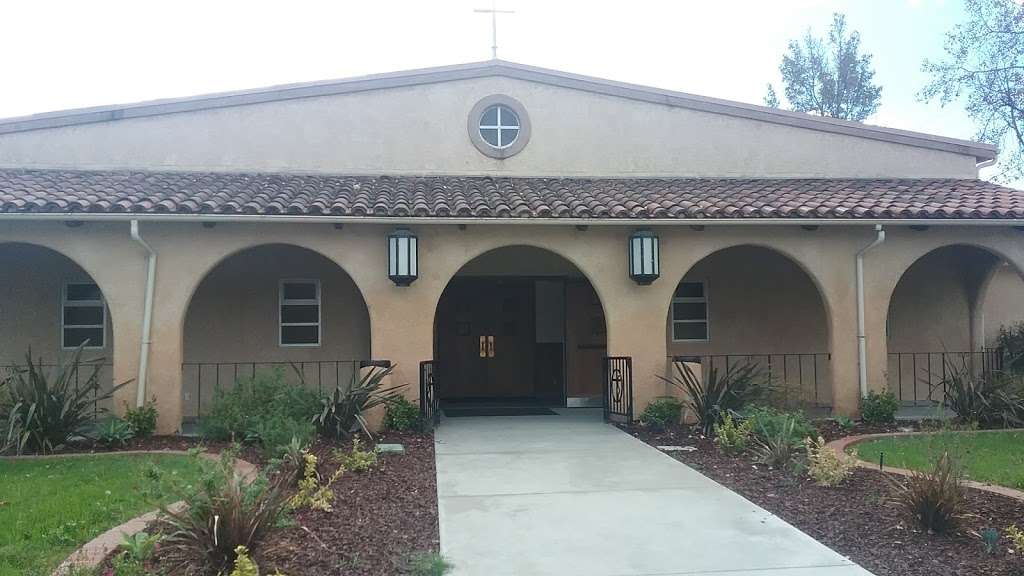 St Francis of Assisi Church | 1048 Ventura St, Fillmore, CA 93015, USA | Phone: (805) 524-1306