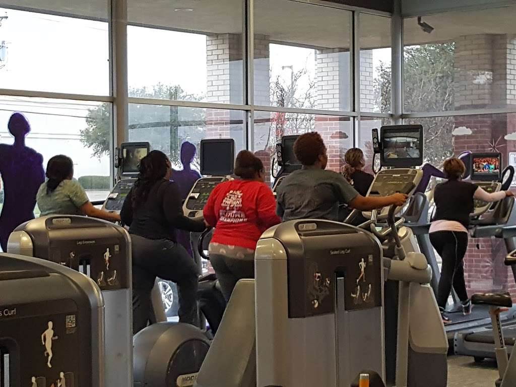 Anytime Fitness | 1450 W Pleasant Run Rd, Lancaster, TX 75146, USA | Phone: (972) 218-8600