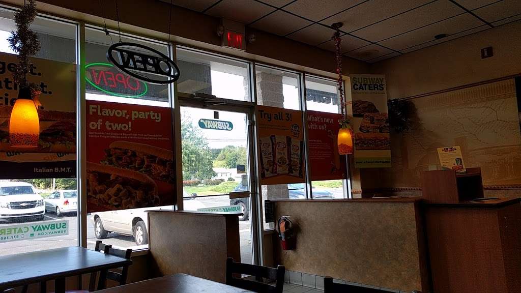 Subway Restaurants | 1053 US-202, Branchburg, NJ 08876, USA | Phone: (908) 595-9990